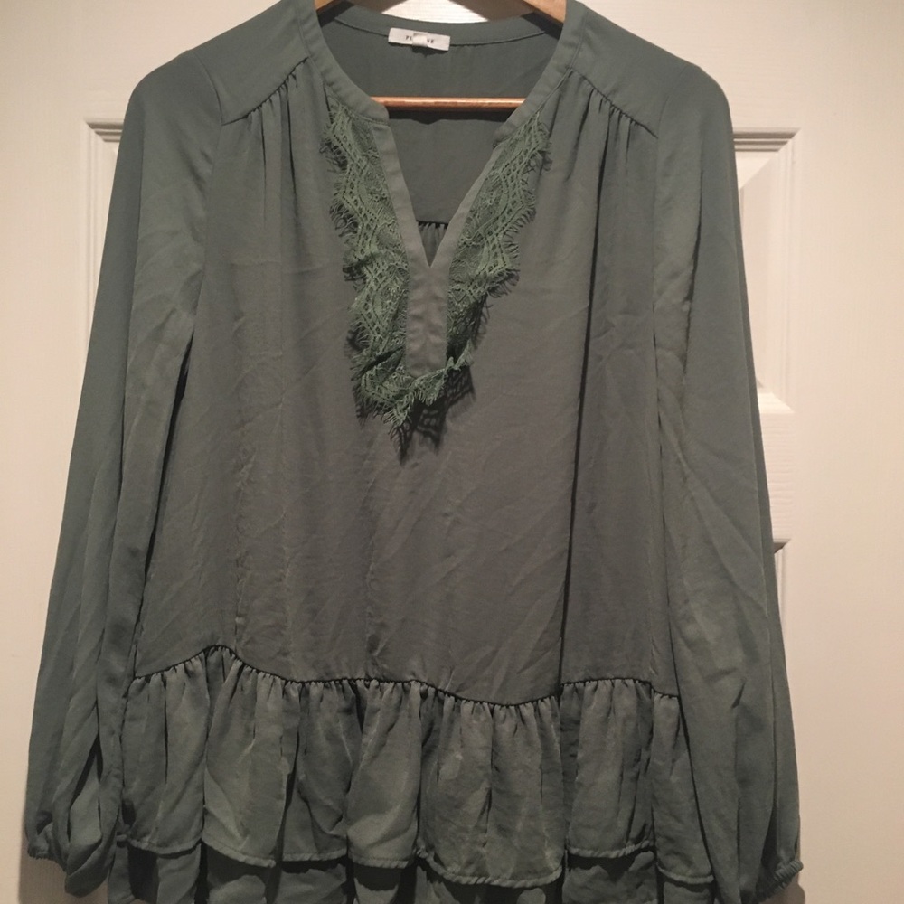 Pleione Army Green Top